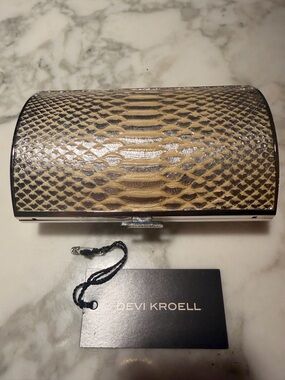 Devi Kroell silver 100% Python Leather Clutch